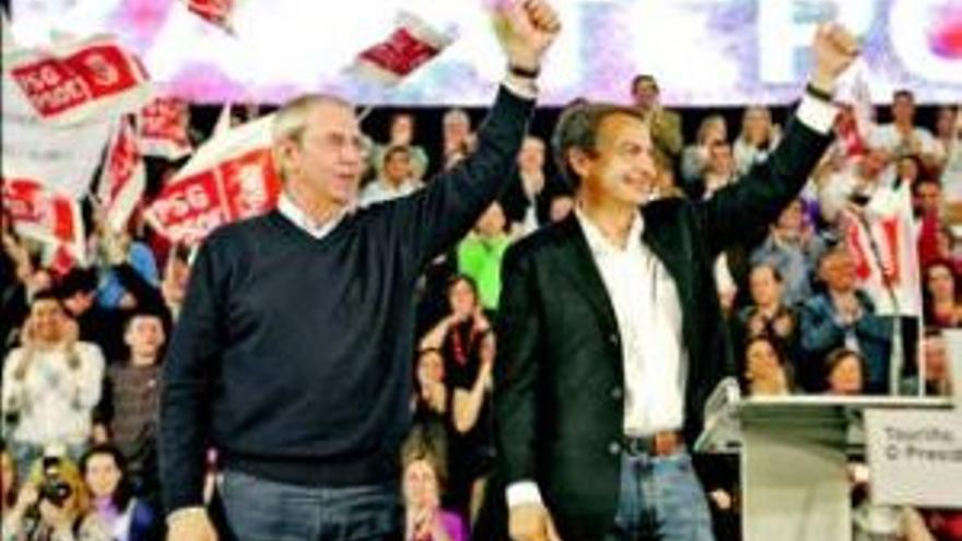 Zapatero asume como propio el resultado de los socialistas gallegos