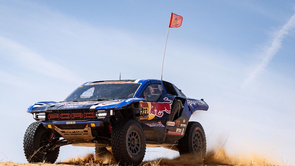 Nani Roma y Alex Haro, durante la sexta etapa del Rally Dakar 2026