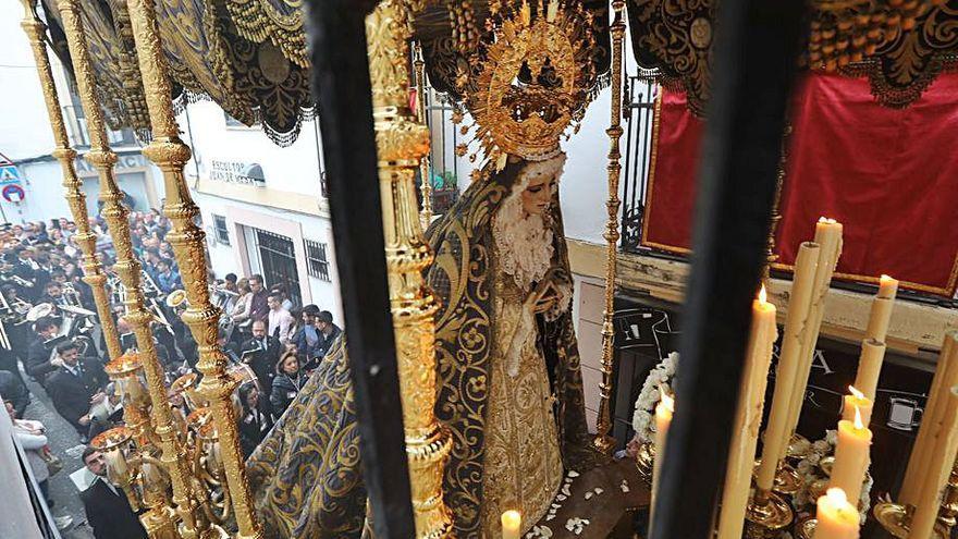 La Virgen de las Lágrimas, durante su estación de penitencia.