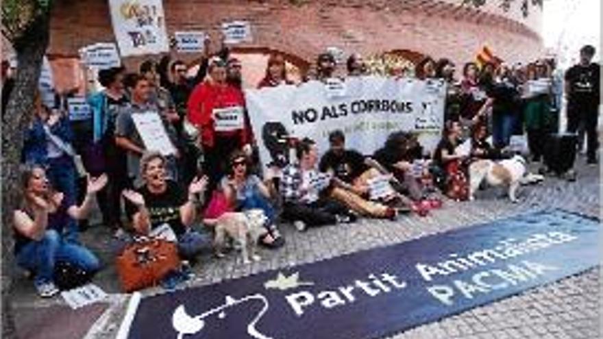 Concentració antitaurina a Girona