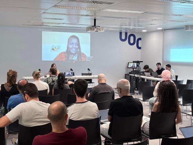 Joan Kinyua, antigua anotadora de datos: "La IA no es mágica, hay personas detrás de los sistemas"