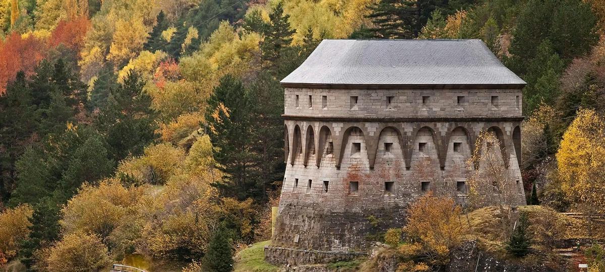 La Torreta de Fusileros en Canfranc, otra construcción militar de la zona.