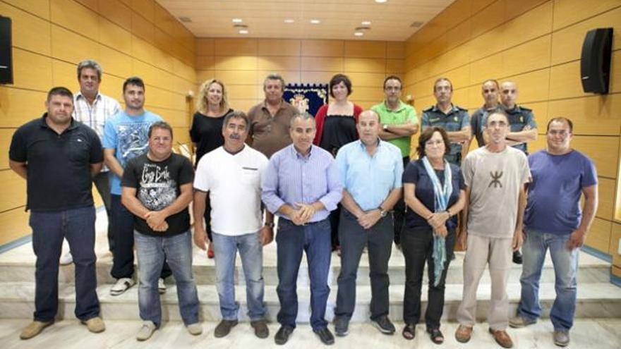 Algunos de los miembros del Consejo Insular de Caza, antes de la reunión. i G.F.