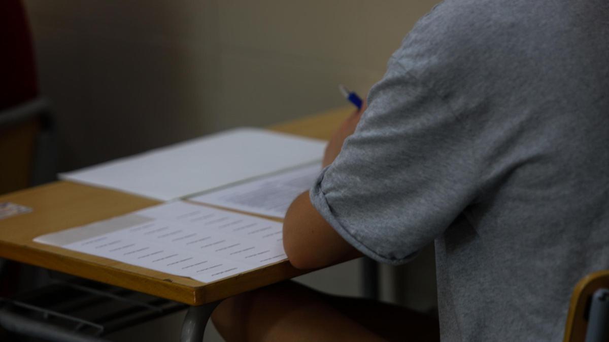 Las plazas se adjudicaron por méritos, sin examen.