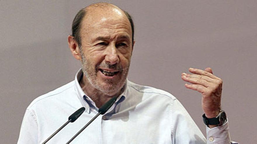 El Comité Federal del PSOE examina la línea de Rubalcaba