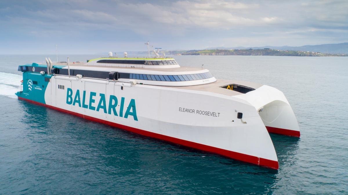 El Eleanor Roosevelt, el primer fast ferry de Baleària con motores duales.