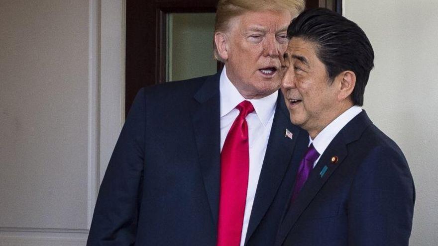 Shinzo Abe destaca la &#039;valentía&#039; y el liderazgo de Trump en Asia