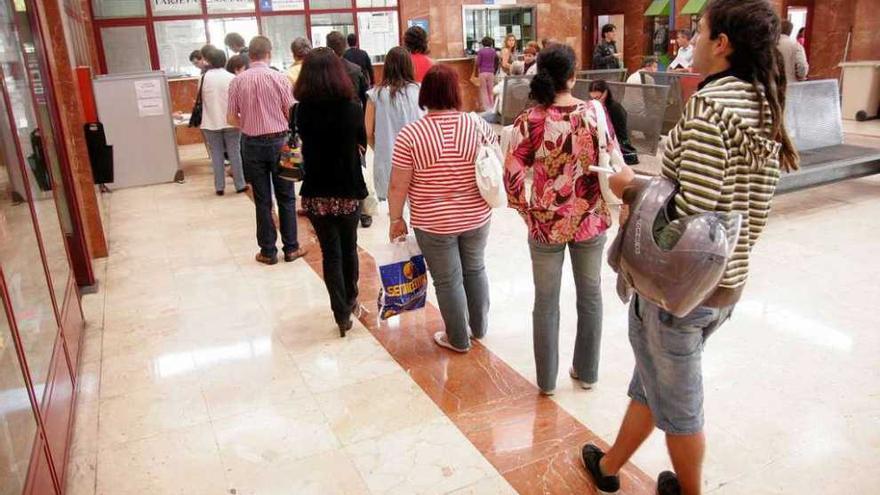 Despacho de la estación de buses para obtener la tarjeta del bus, en 2009. eduardo vicente