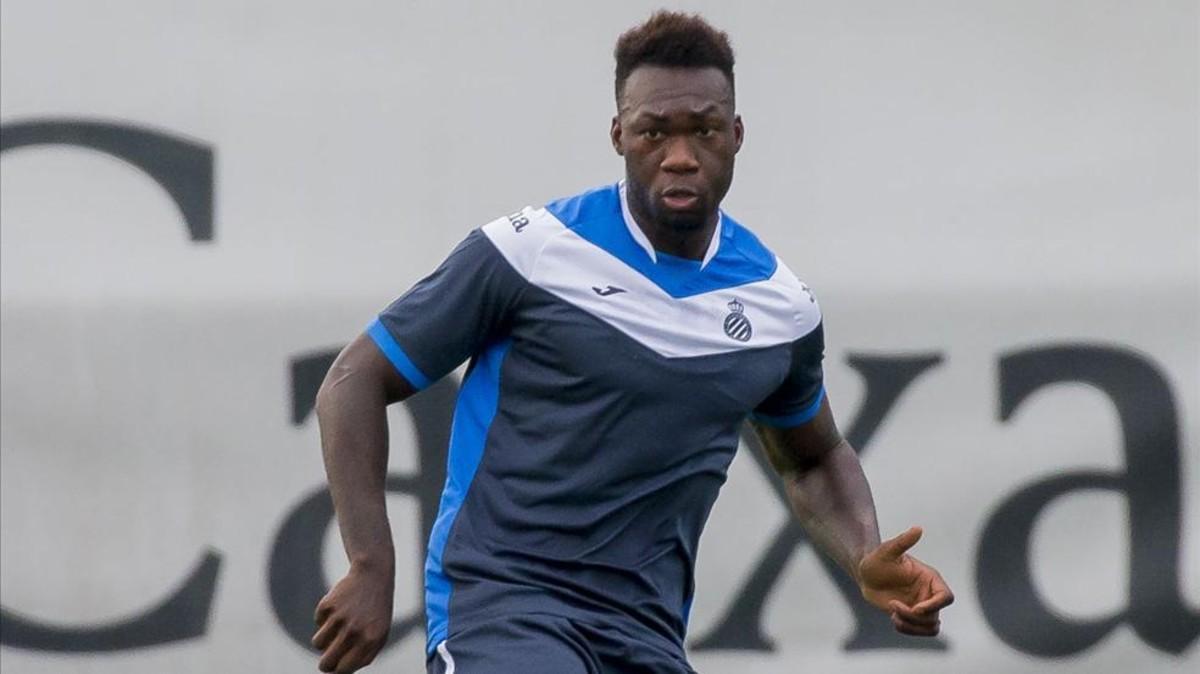 Felipe Caicedo sigue esperando que se resuelva su futuro