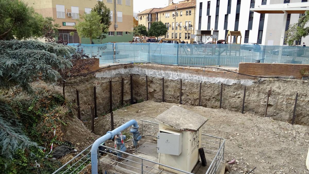 Obras de Emasa en el pasillo de Santo Domingo.