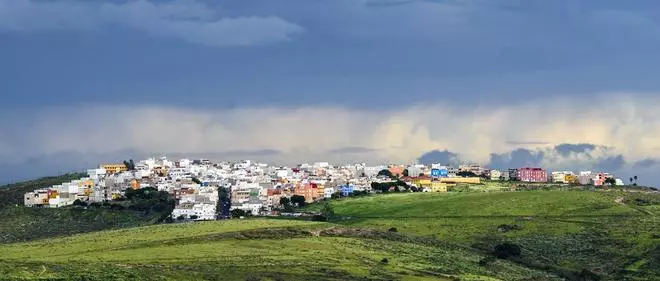 Los Giles: barrio de volcanes, tomateros, viento y mar