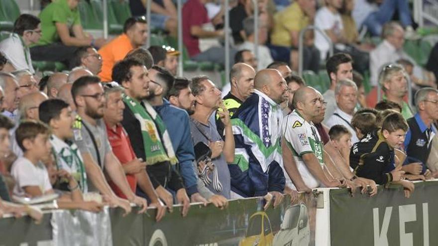 Primer enfado de la afición