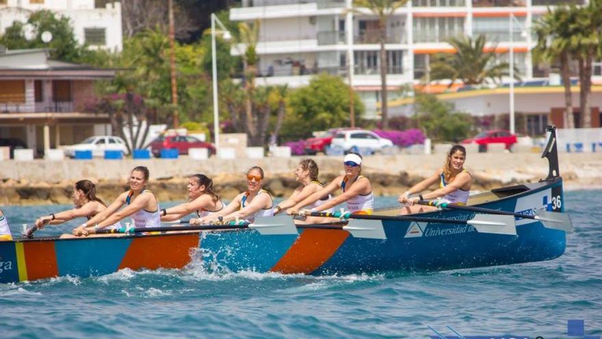 El equipo femenino de la UA en la IX Regata Liga SUMA Banco Fijo (XVII Trofeu Club Náutico de Altea).