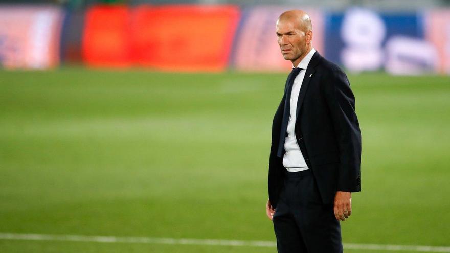 Zidane: &quot;Soy un entrenador atípico, conmigo puede pasar de todo&quot;