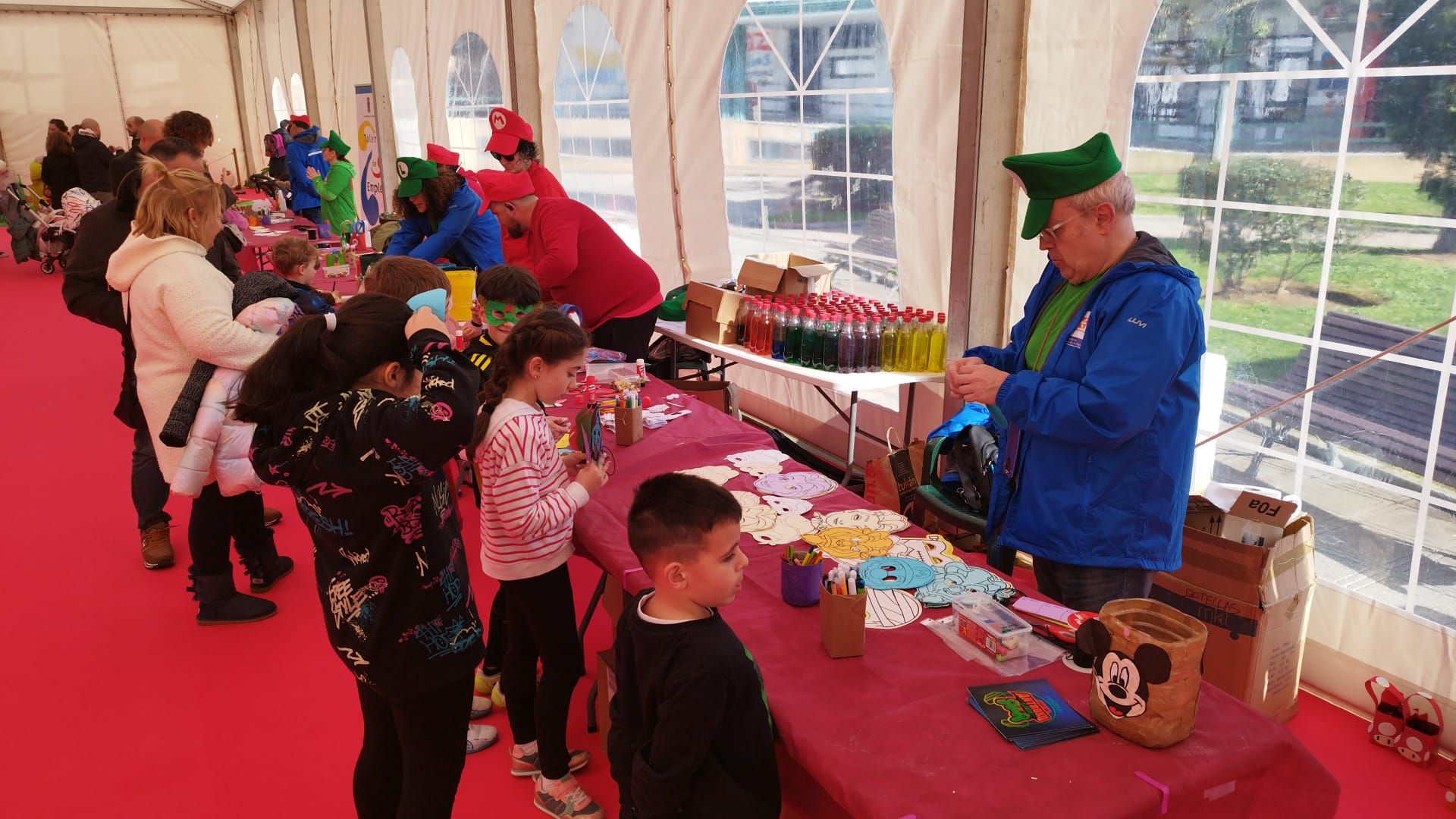 Llanera, "zona gamer" y paraíso de niños y jóvenes durante el Antroxu,