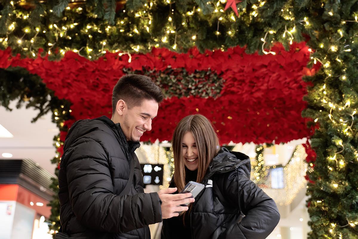 Los clientes ya pueden disfrutar de los ambientes navideños en el Centro Comercial Arena.