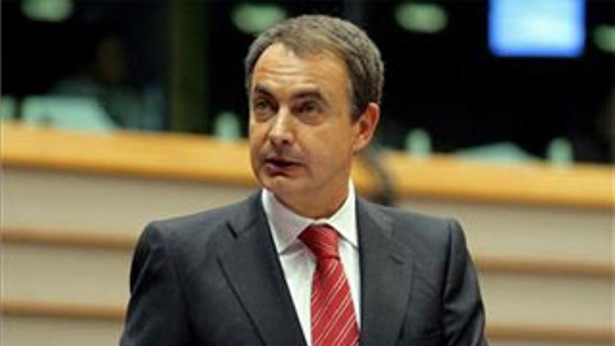 Zapatero reclama &quot;ambición&quot; a la UE frente a la inmigración y el terrorismo