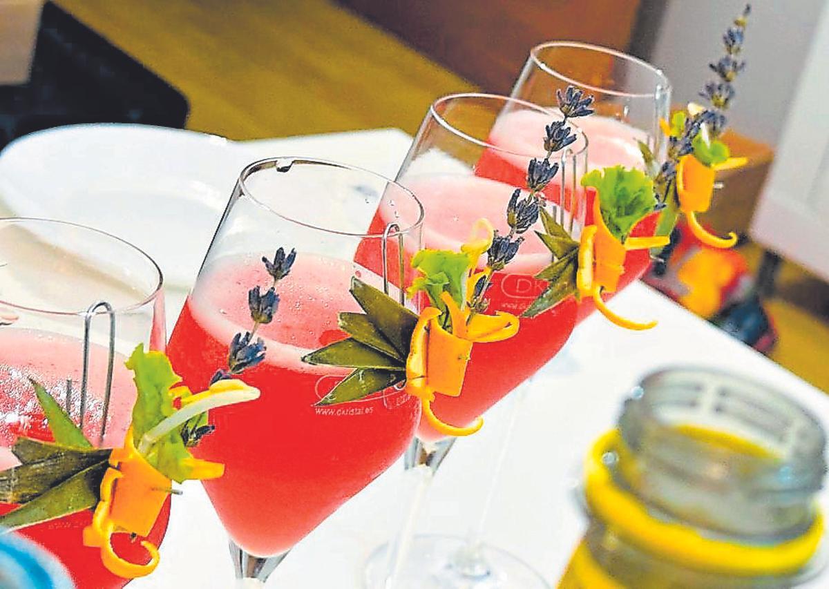 Presentación final del cóctel ‘Hanami’.