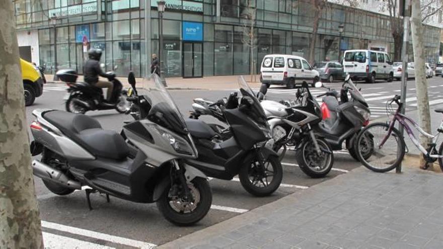 Aceras sin motos en l&#039;Eixample