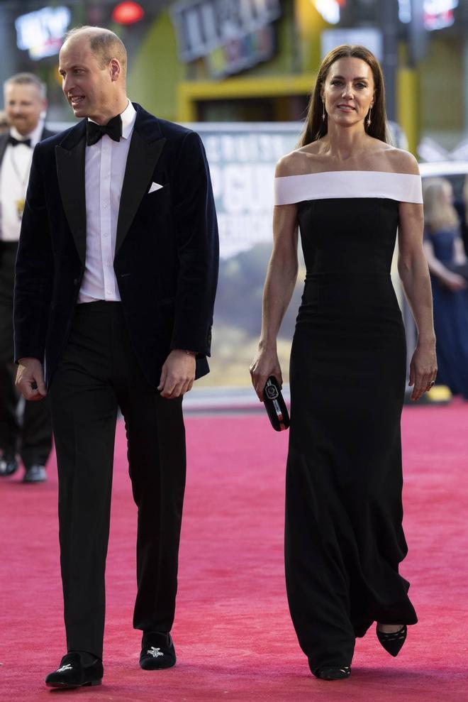 El príncipe Guillermo y Kate Middleton en la premiére de Top Gun: Maverick