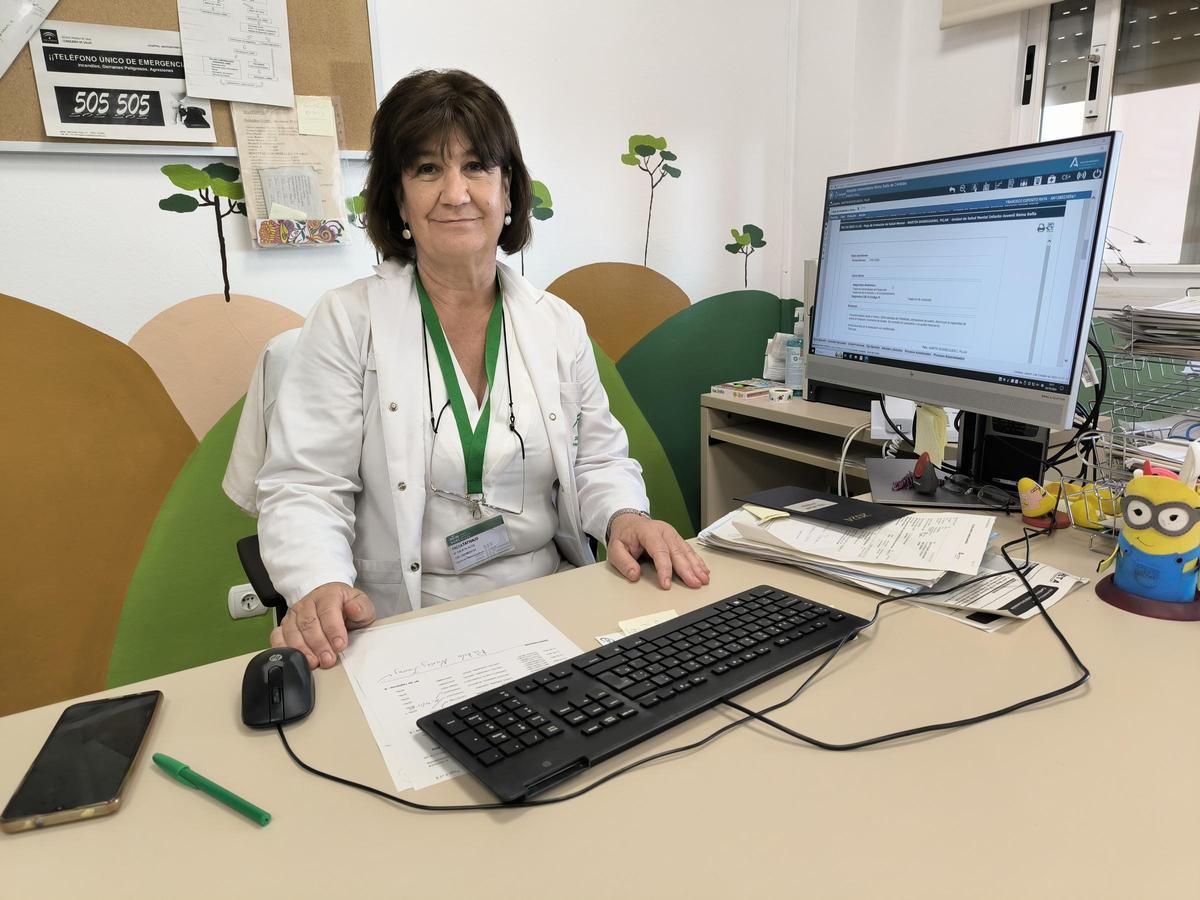 Pilar Martín, psicóloga clínica de la Unidad de Salud Mental Infantil y Juvenil del hospital Reina Sofía.
