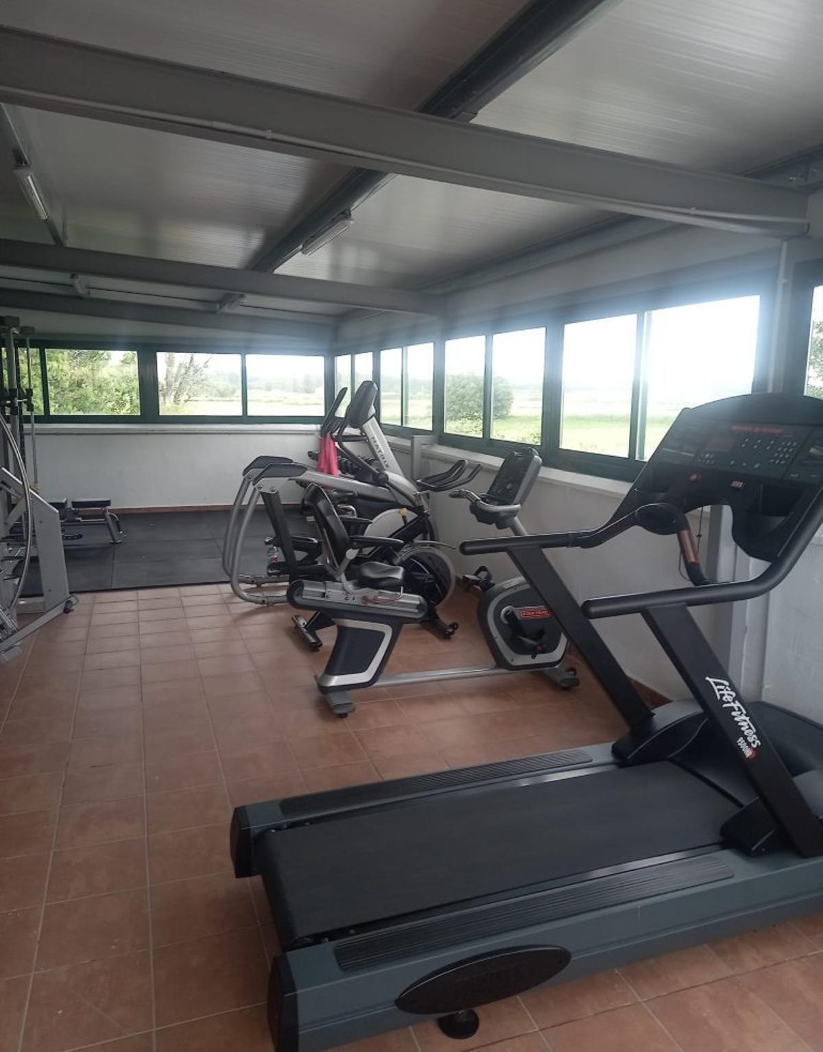 También hay aparatos de cardio.  | SERVICIO ESPECIAL