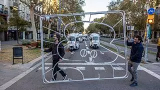 Manga, cómic y homenaje al comercio chino en la iluminación navideña del paseo de Sant Joan