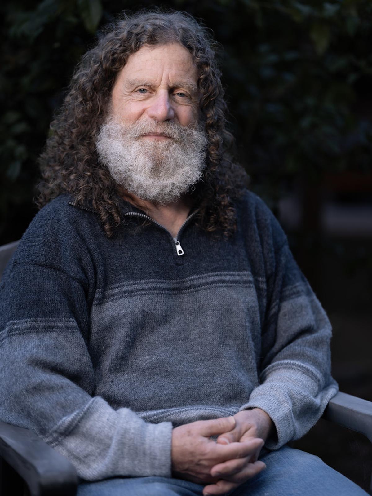 NEUROCIENCIA | Quién es Robert Sapolsky, el prestigioso científico que ...