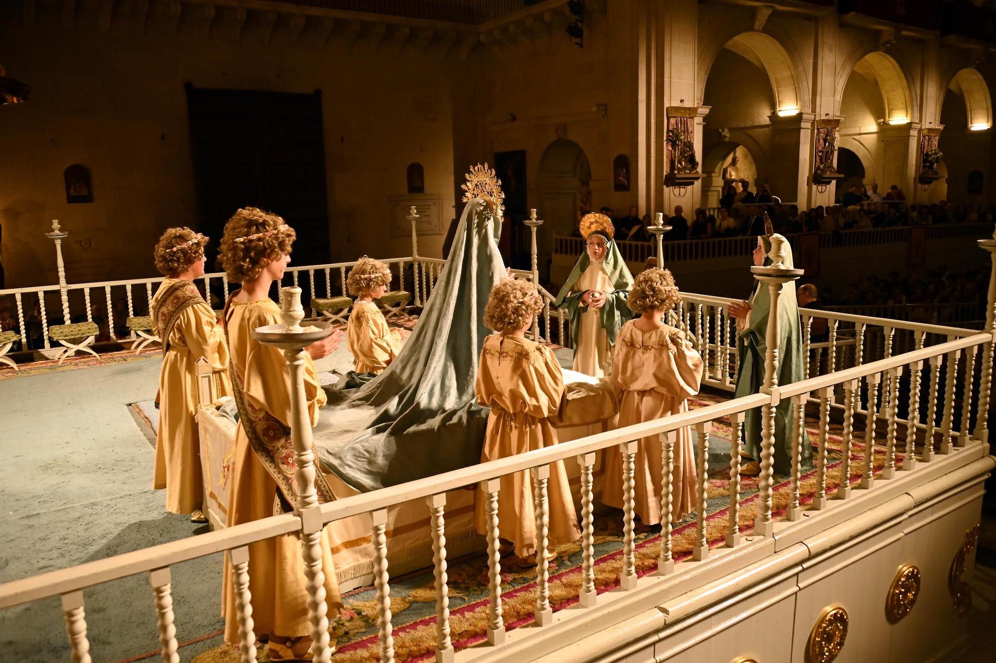 Representacion extraordinaria del misteri d'Elx