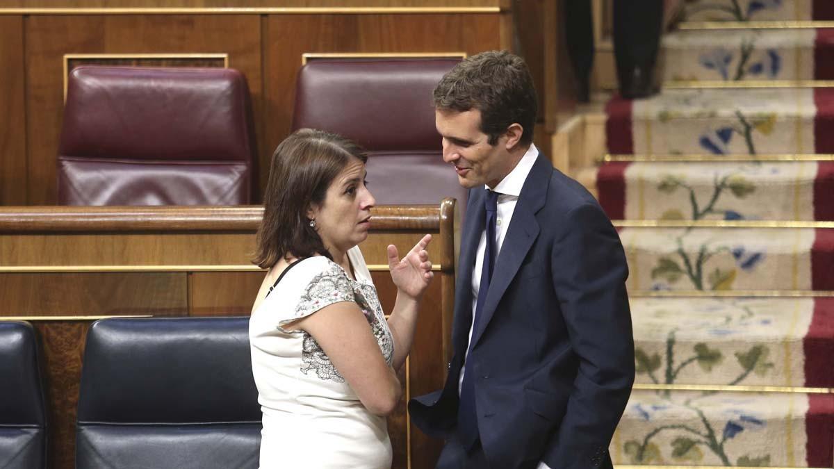 Adriana Lastra y Pablo Casado