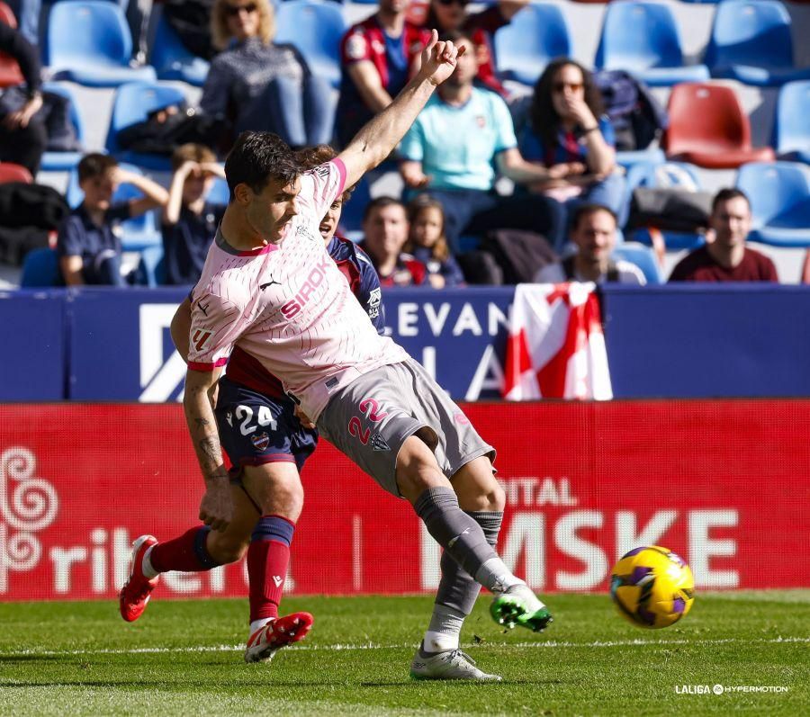 Así fue el partido entre el Sporting y el Levante