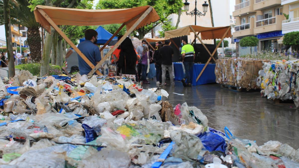 Ejemplos de residuos urbanos en Santa Eulària