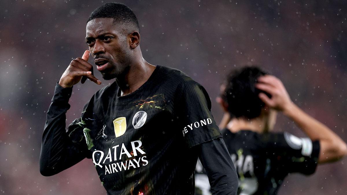 Dembélé celebra su doblete contra el Liverpool