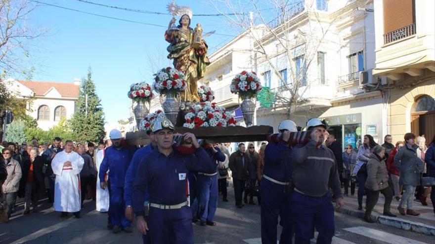 Los mineros, con Santa Bárbara