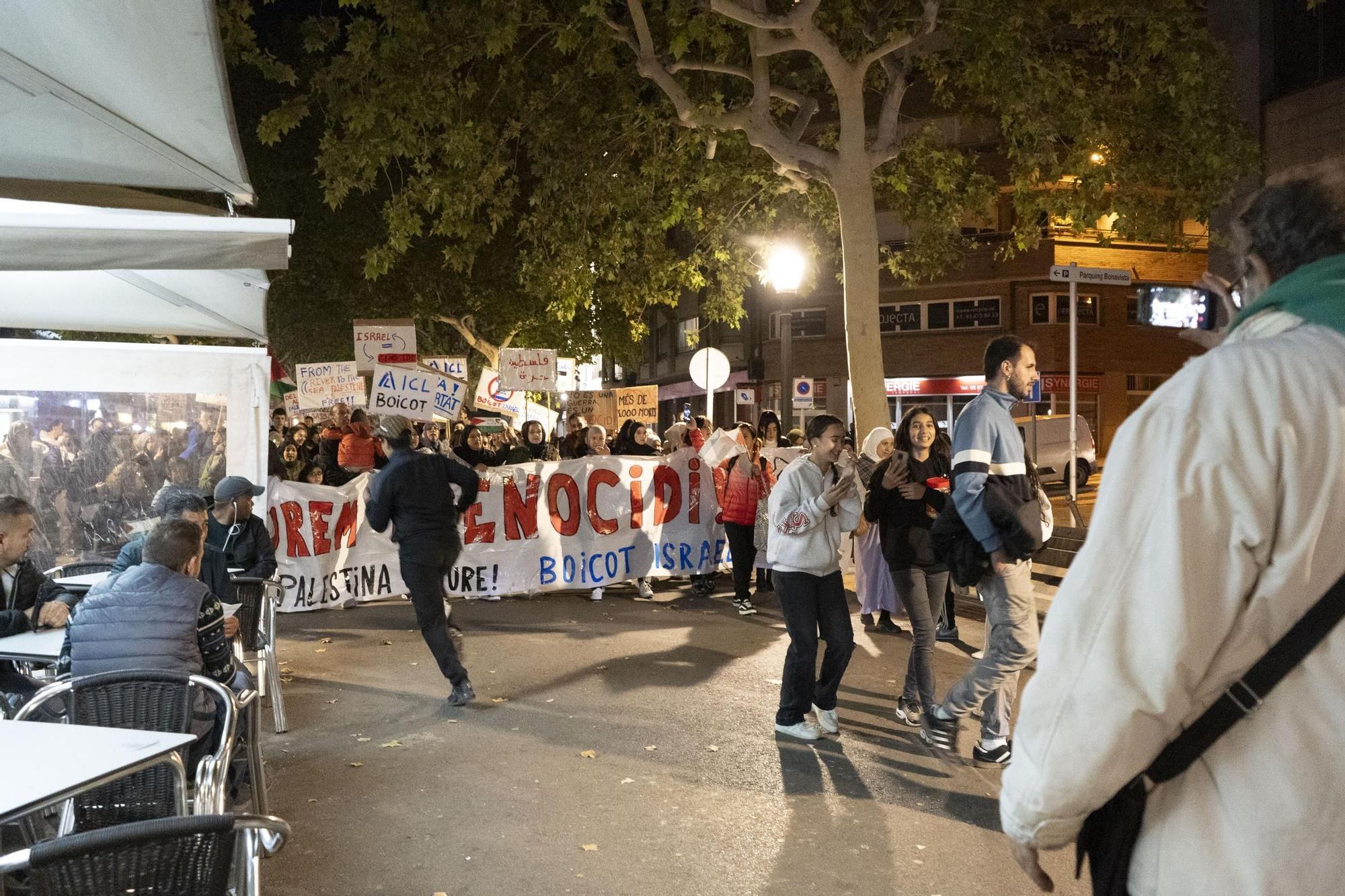 Les imatges de la manifestació a favor de Palestina a Manresa