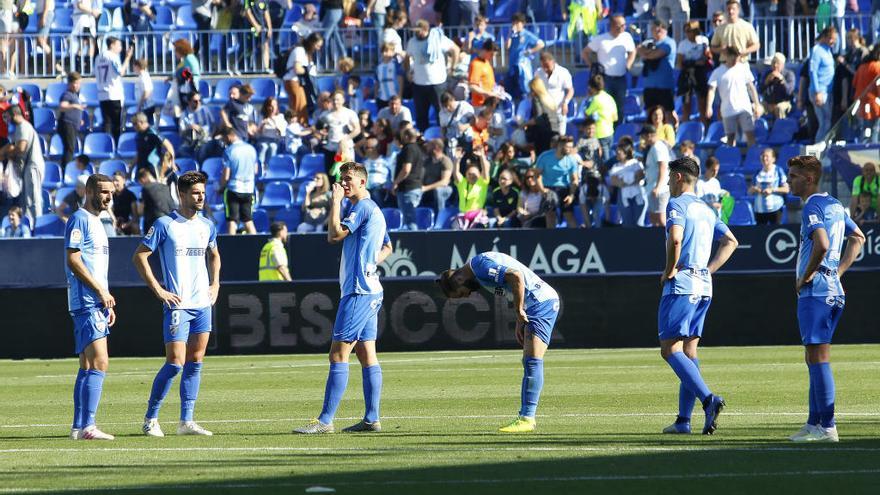 La afición del Málaga CF tiene que ser clave para ayudar al equipo a ascender a LaLiga Santander.