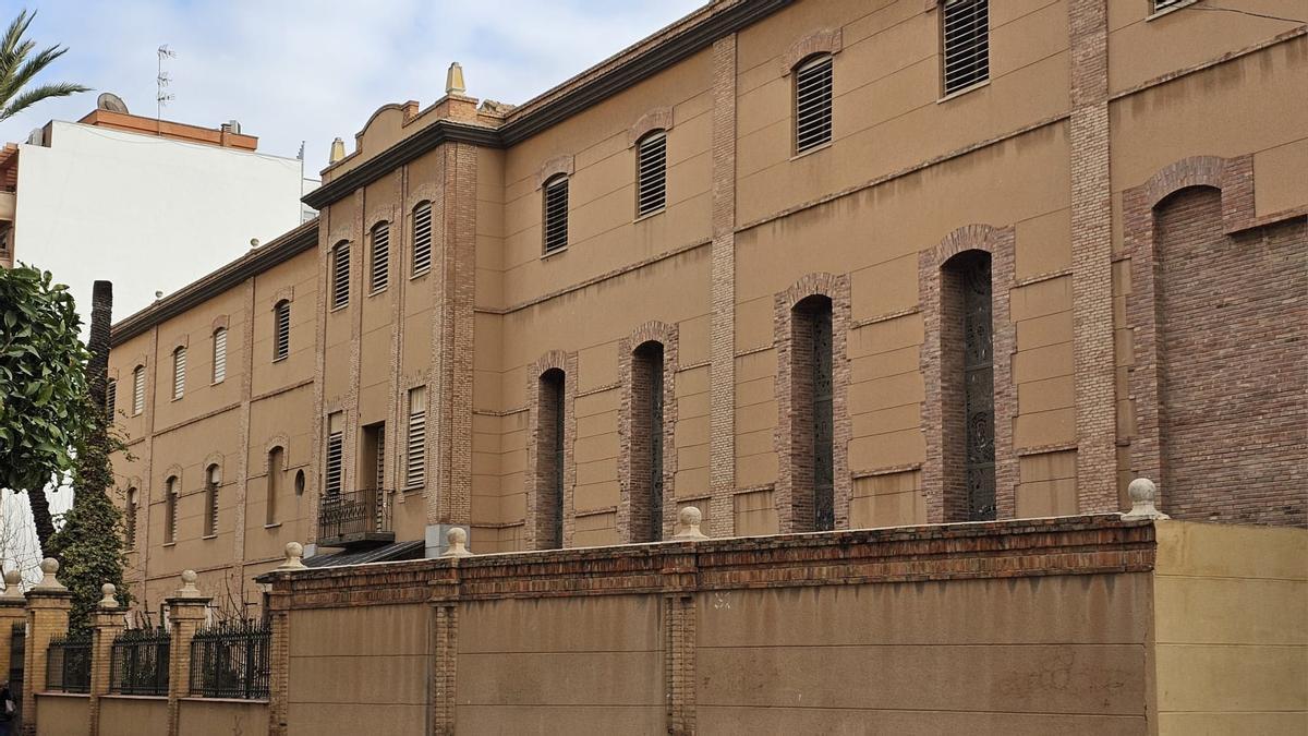 Antiguo asilo de Orihuela que el Consell compró en la anterior legislatura