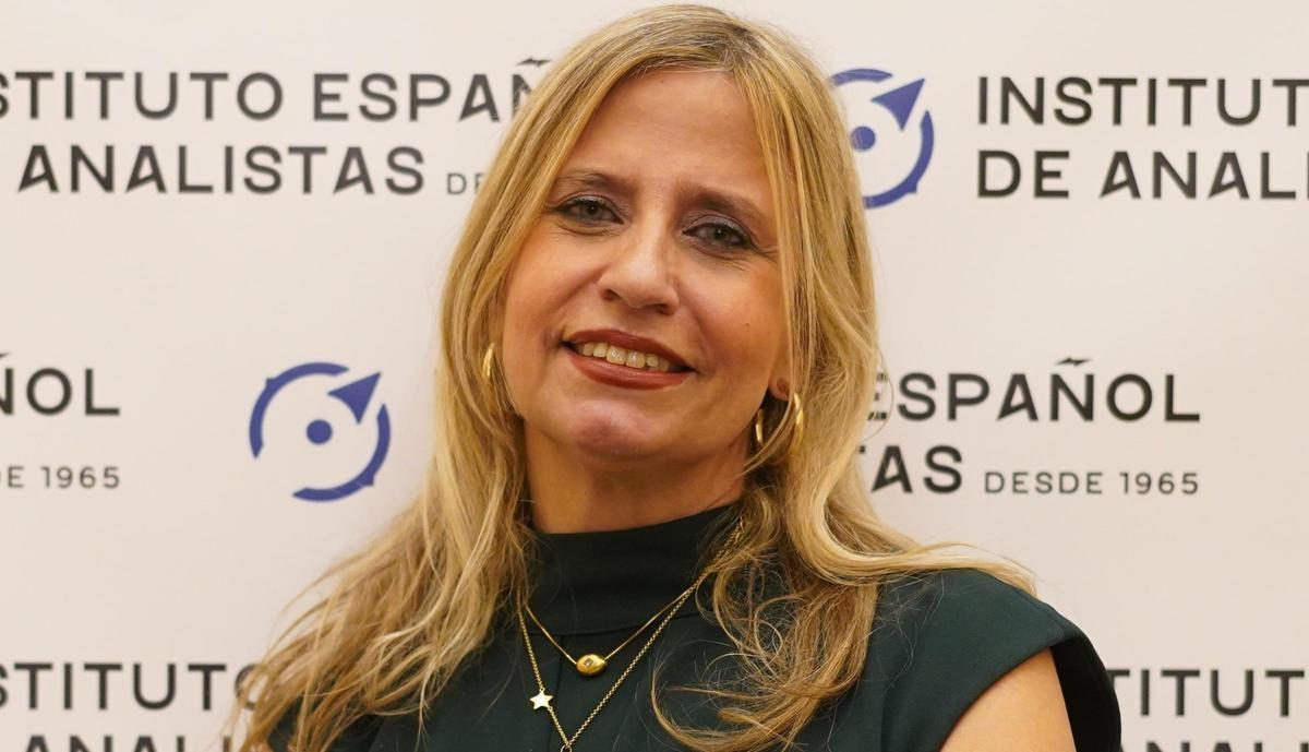 Lola Solana, presidenta del Instituto Español de Analistas.