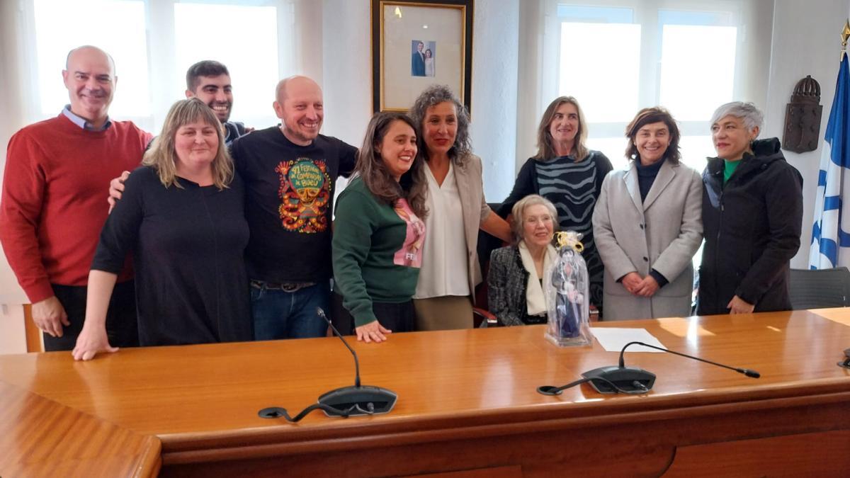 Homenaje en el Concello de Bueu a la fundadora del restaurante Casa Solla, Amelia González