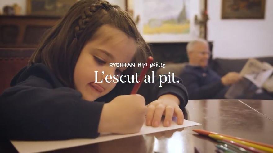 El vídeo viral del 125 aniversario que emocionará a los culés: "El escudo en el pecho"