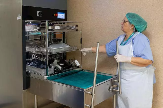 La renovada central de esterilización del Miguel Servet.