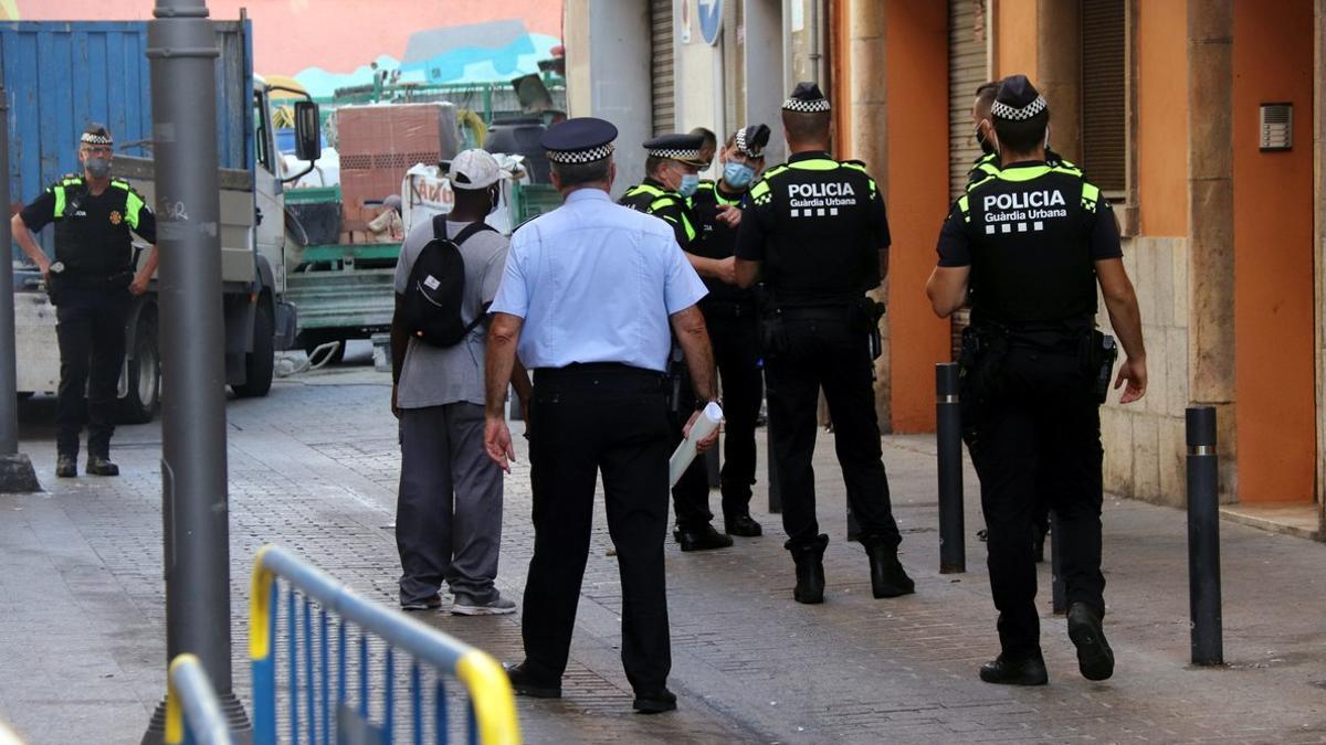 Desalojado un bloque conflictivo en Tarragona