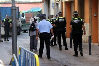 Desalojado un bloque conflictivo en Tarragona