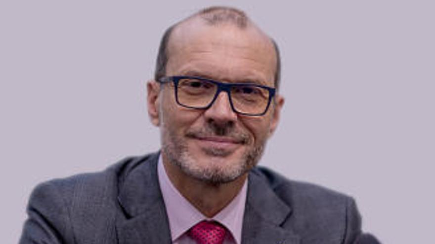 Nicolás González-Cuéllar Serrano, Catedrático de Derecho Procesal y abogado.