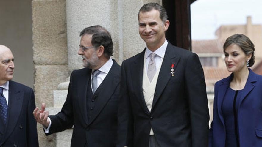 Los Reyes, en la entrega del Premio Cervantes.