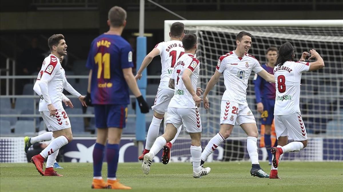 La Cultural ha 'resucitado' tras vencer en el Mini Estadi y ahora está en plazas de promoción