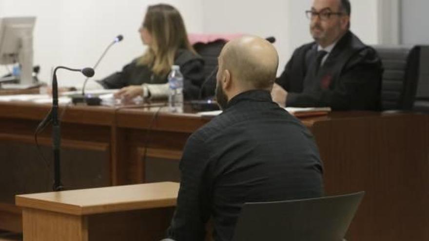 Los forenses dicen que la octogenaria estrangulada por su sobrino en Alicante no intentó defenderse