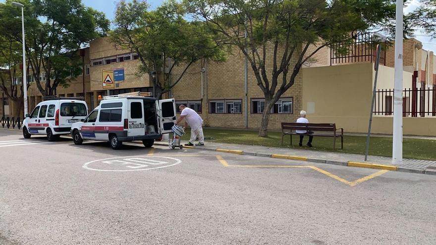 Inicio del curso en Elche: Quejas en el colegio El Altet por un aula sin acabar