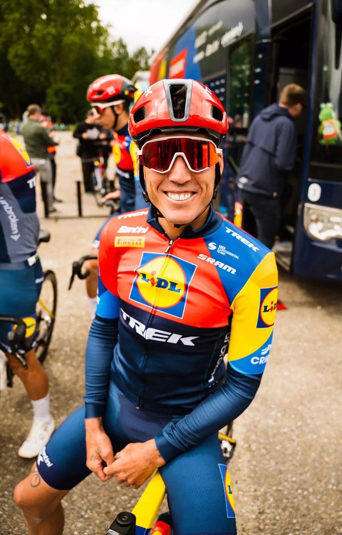 Aleix Espargaró debuta con una 85ª posición en el Tour de Austria