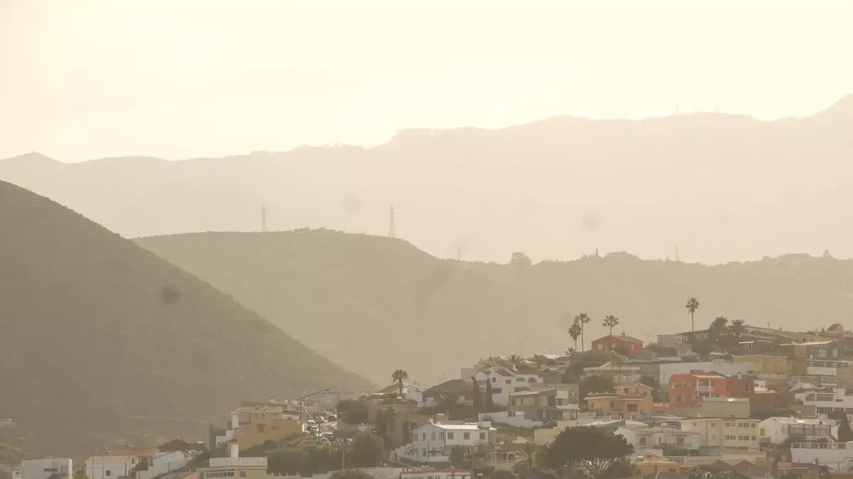 Más de 30 grados en febrero: la calima dispara el calor en Canarias antes de un giro brusco el jueves